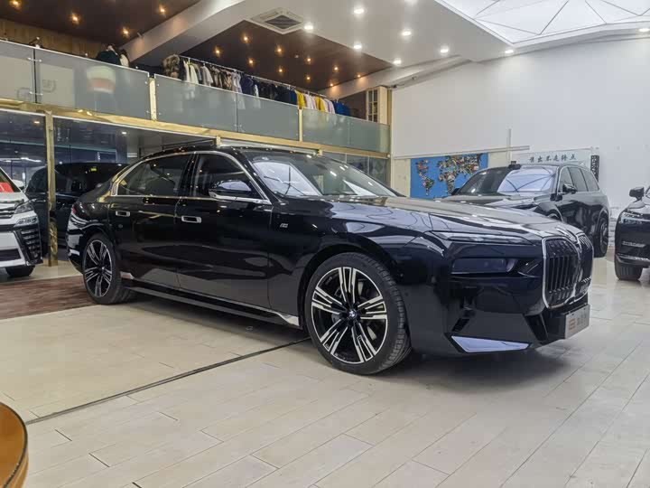 BMW 7 Series 2023 2023款 740Li 领先型 M运动套装