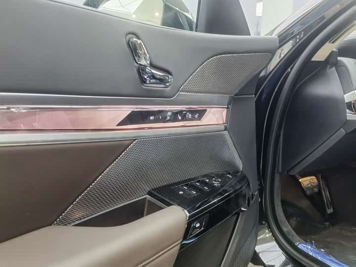 BMW 7 Series 2023 2023款 740Li 领先型 M运动套装