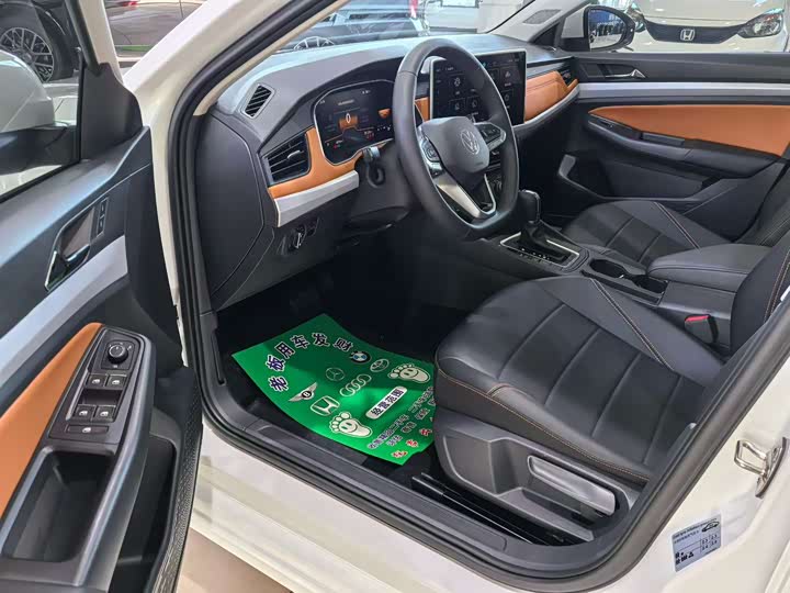 Volkswagen Bora 2025 2025款 改款 200TSI DSG悦行导航版