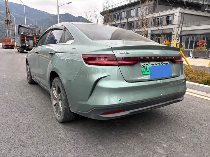 Geely Geometry G6 2022 2022款 480 新享型
