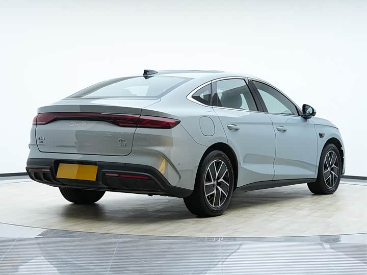 BYD Qin L 2025 2025款 DM-i 智驾版 120KM超越型