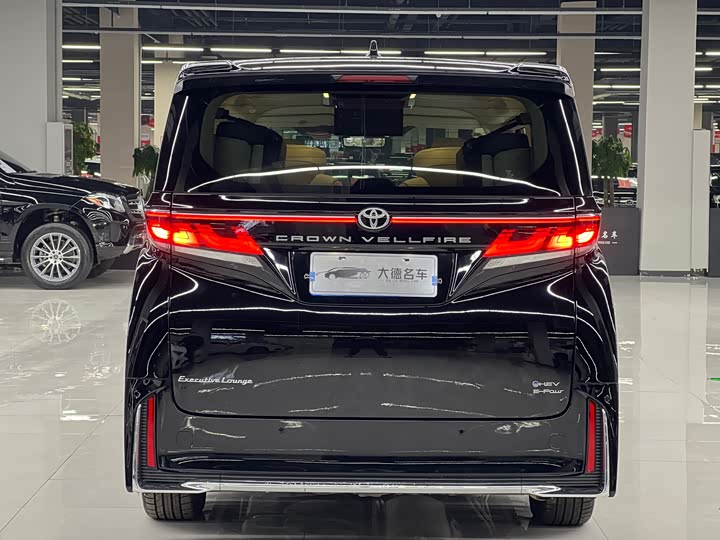 Toyota Vellfire 2024 2024款 皇冠 双擎 2.5L 至尊行政版