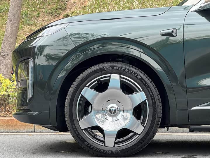 Changan Deepal S09 2025 2025款 四驱Ultra+ 高定版