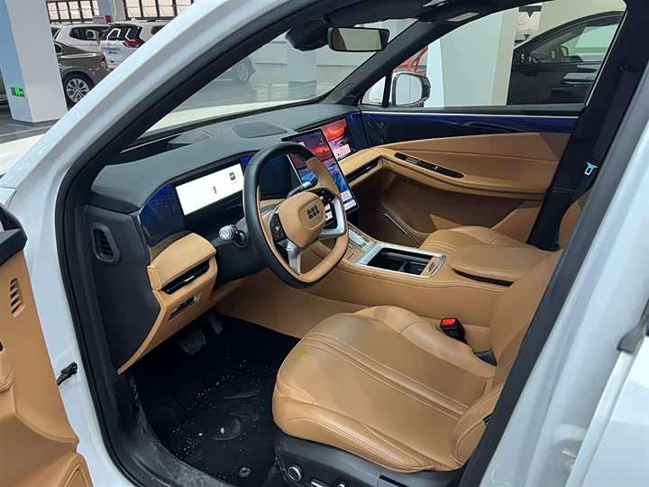 Geely Galaxy L7 2025 2025款 EM-i 115km 探索+版