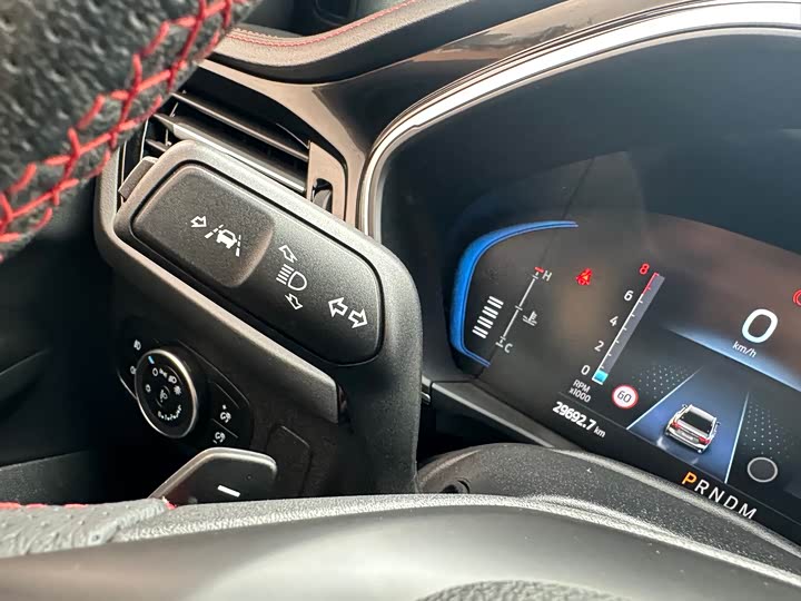 Ford Focus 2022 2022款 两厢 EcoBoost 180 自动ST Line