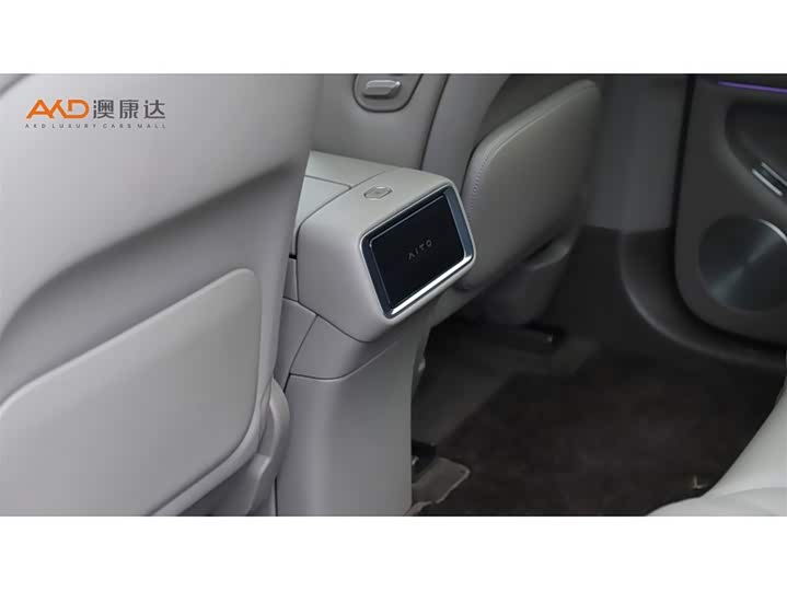 Aito M9 2025 2025款 增程 Max版 52kWh 5座版