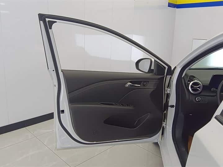 Chevrolet Monza 2024 2024款 1.5L 双离合乐享版