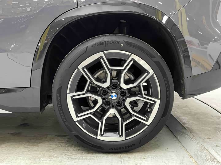 BMW X1 2024 2024款 sDrive25Li X设计套装