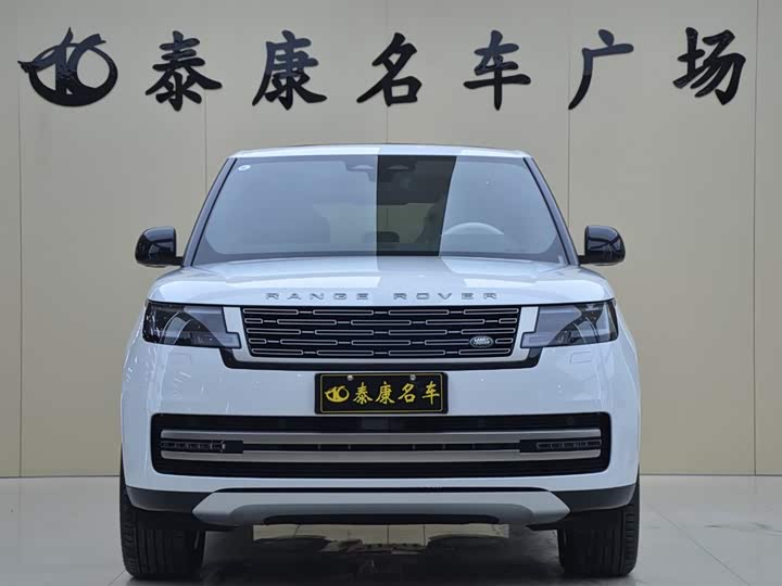 Land Rover Range Rover 2025 2025款 3.0 L6 400PS 盛世加长版
