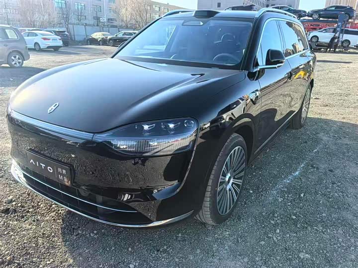 Aito M9 2025 2025款 增程 Ultra版 52kWh 5座版