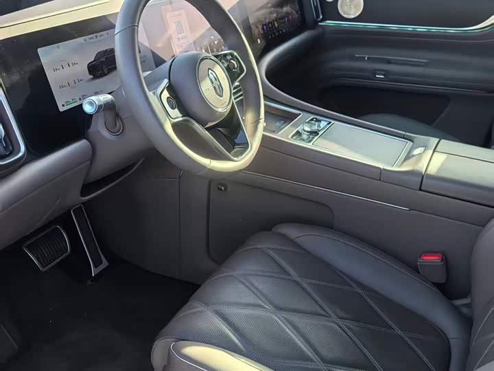 Aito M9 2025 2025款 增程 Ultra版 52kWh 5座版