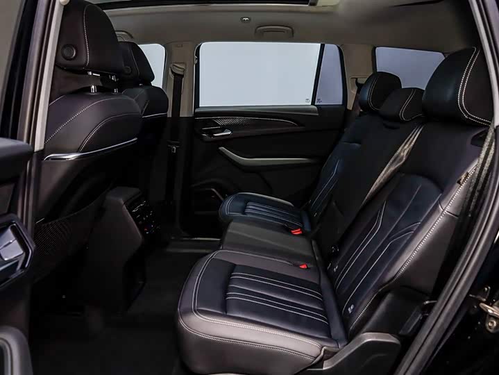 Audi Q6 2024 2024款 40 TFSI quattro 观云型 羽林套装 7座