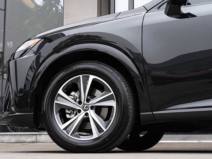 Lexus RX 2026 2026款 300 四驱骏享版