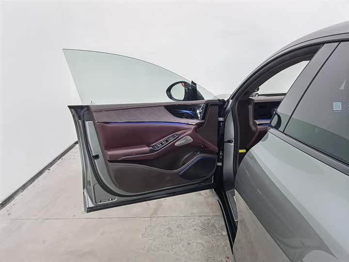 Denza Z9GT 2024 2024款 1100四驱Ultra首发版