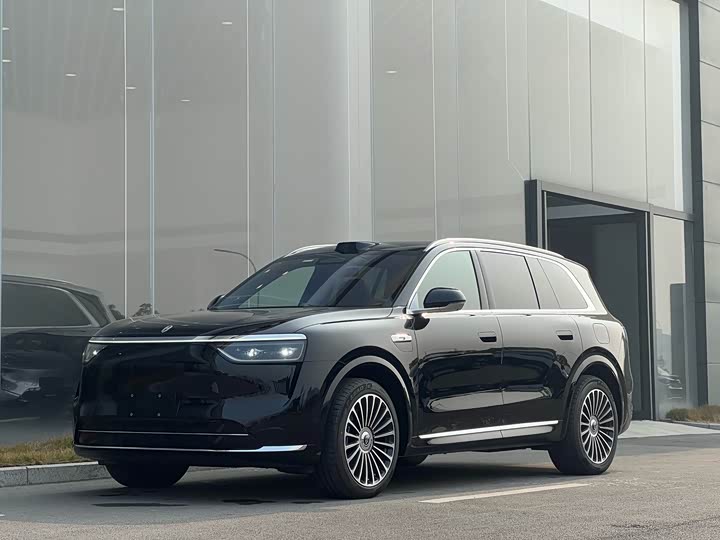 Aito M8 2025 2025款 增程 Max+版 53.4kWh 5座版