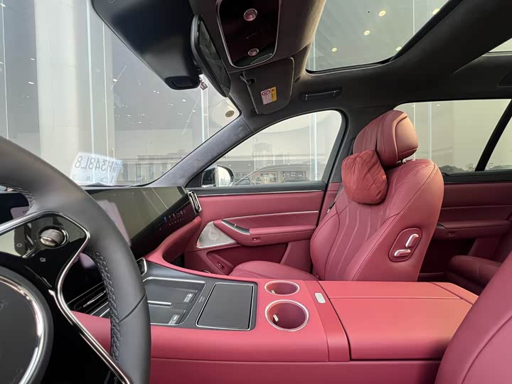 Aito M8 2025 2025款 增程 Max+版 53.4kWh 5座版