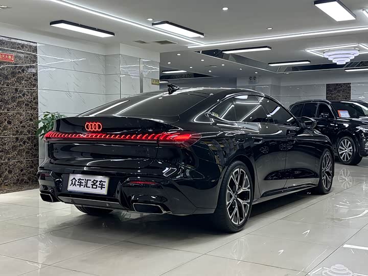 Audi A5L Sportback 2026 2026款 TFSI 150kW 尊享quattro型