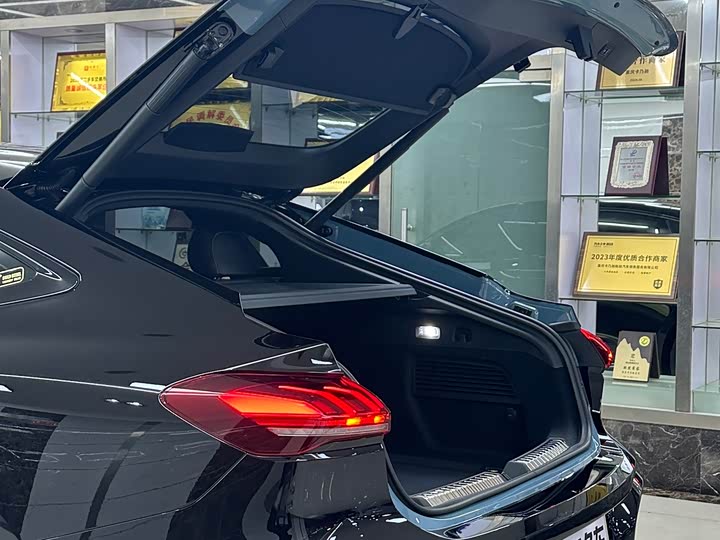 Audi A5L Sportback 2026 2026款 TFSI 150kW 尊享quattro型