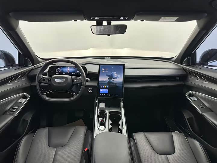 Geely Atlas 2023 2023款 博越COOL 1.5TD 朋友版