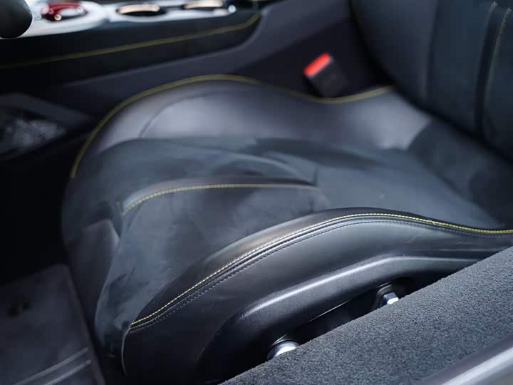 Lotus Emira 2022 2022款 3.5T V6 手动 First Edition