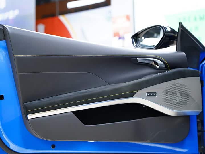 Lotus Emira 2022 2022款 3.5T V6 手动 First Edition