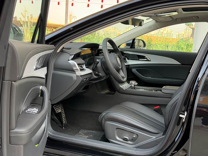 Hongqi H5 2025 2025款 1.5T DCT旗韵版