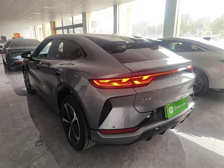 2025 BYD Song L