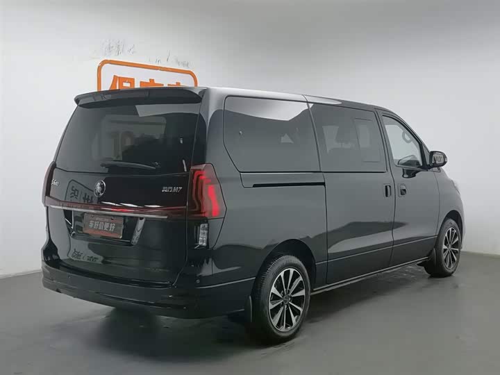 Dongfeng Forthing M7 2022 2022款 领爵款 2.0T 自动侯爵版