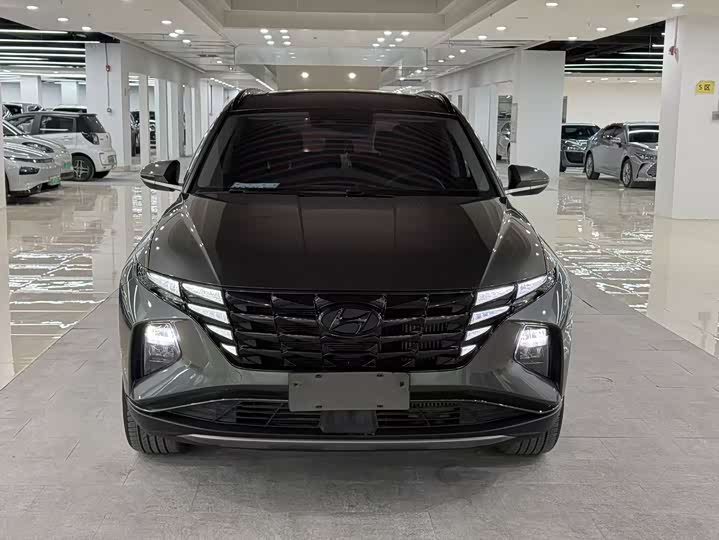 Hyundai Tucson L 2023 2023款 途胜L 1.5T 自动两驱LUX尊贵版