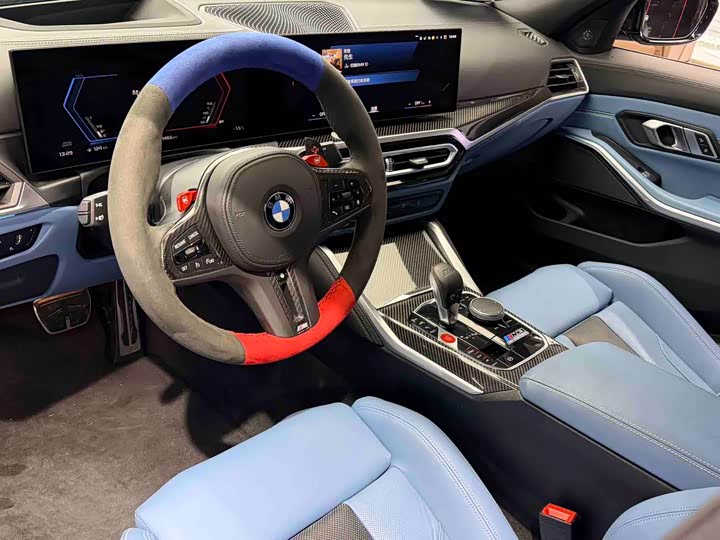 BMW M3 2023 2023款 M3四门轿车 M xDrive 雷霆版