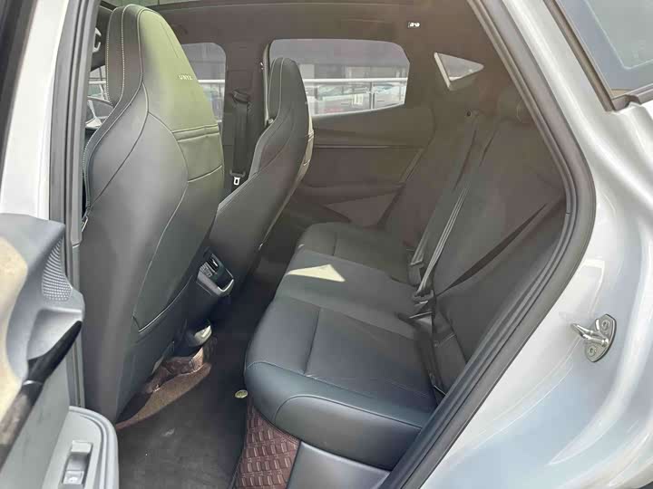 Volkswagen ID.Unyx 2024 2024款 Pro 长续航版