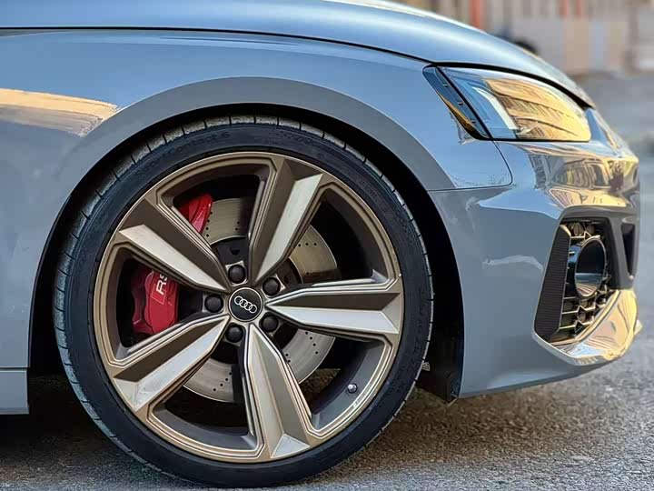 Audi RS 5 2023 2023款 RS 5 2.9T Coupe 暗金版