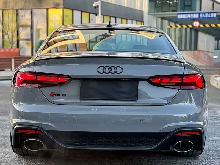 Audi RS 5 2023 2023款 RS 5 2.9T Coupe 暗金版
