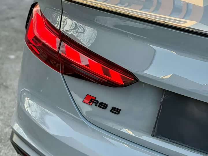 Audi RS 5 2023 2023款 RS 5 2.9T Coupe 暗金版