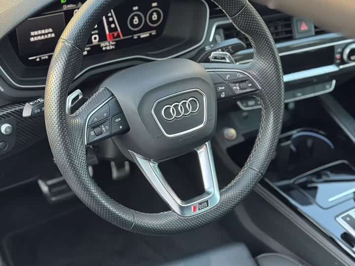 Audi RS 5 2023 2023款 RS 5 2.9T Coupe 暗金版
