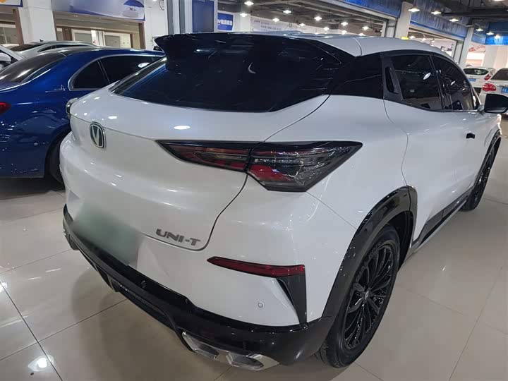 Changan UNI-T 2023 2023款 第二代 1.5T 尊享型
