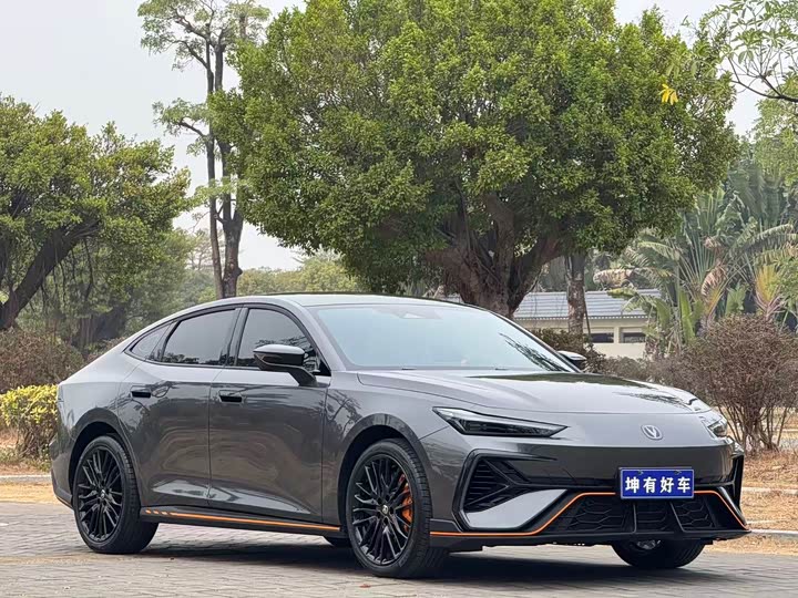 Changan UNI-V 2025 2025款 第三代 2.0T 劲擎型