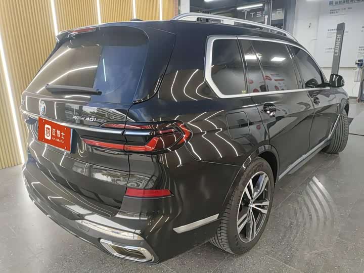 BMW X7 2023 2023款 xDrive40i 尊享型M运动套装
