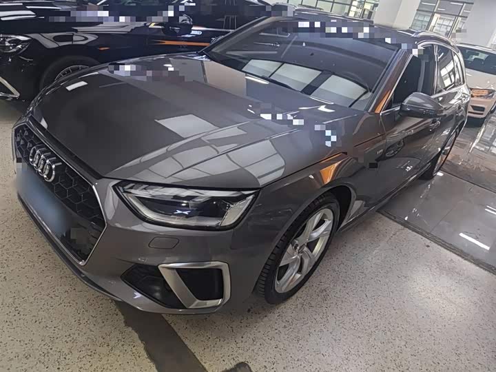 Audi A4 2021 2021款 Avant 先锋派 40 TFSI 时尚动感型