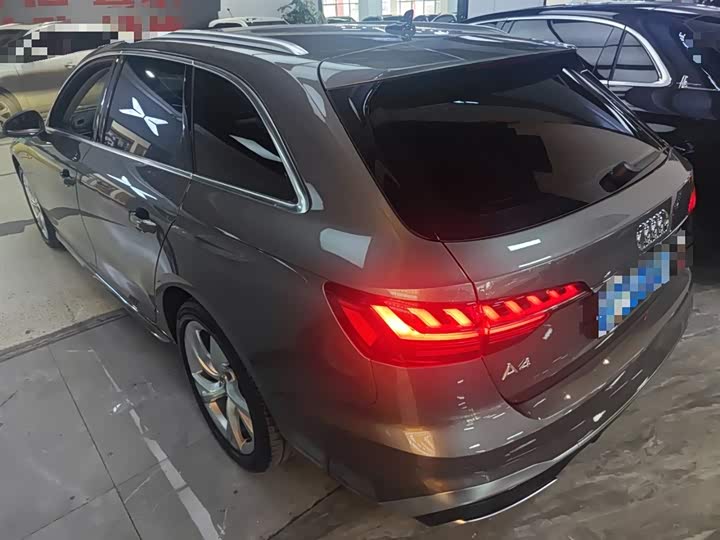 Audi A4 2021 2021款 Avant 先锋派 40 TFSI 时尚动感型