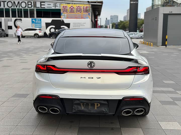 MG Motor 7 2025 2025款 1.5T 300 DCT优雅版