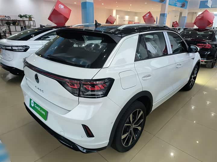 Volkswagen T-Roc 2025 2025款 改款二 300TSI DSG两驱辰光版