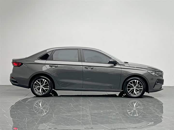 Geely Emgrand 2025 2025款 第4代 1.5L CVT龙腾版