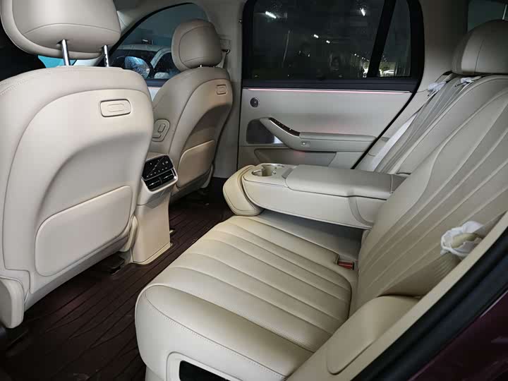 Aito M7 2026 2026款 增程 Max四驱版 5座