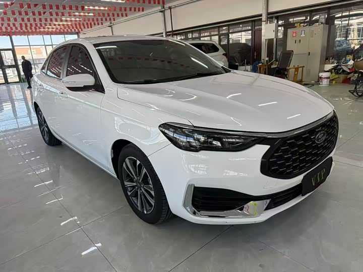 Ford Escort 2021 2021款 1.5L 自动钻石版
