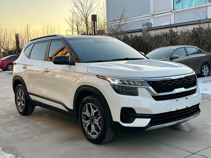 Kia KX3 2021 2021款 1.5L CVT潮流版