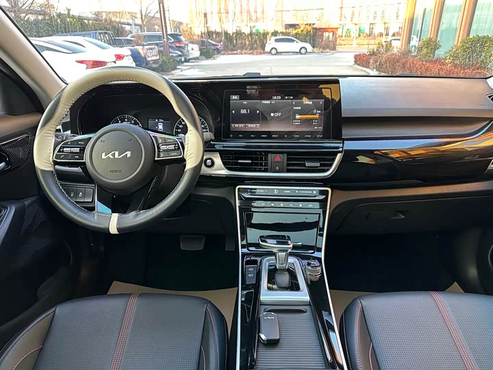 Kia KX3 2021 2021款 1.5L CVT潮流版