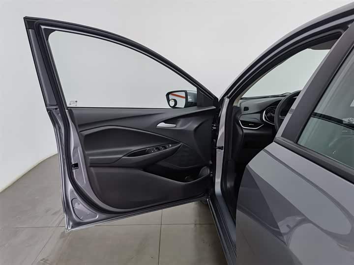 Chevrolet Onix (Cavalier) 2021 2021款 325T 自动欣悦版