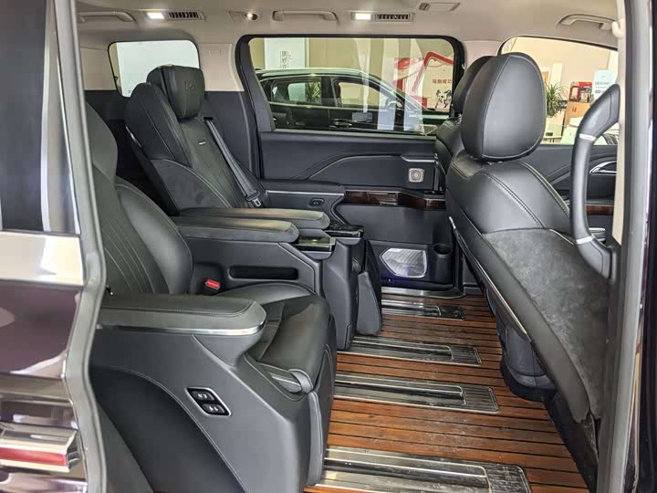 Hongqi HQ9 Hybrid 2024 2024款 2.0T 四驱豪华版