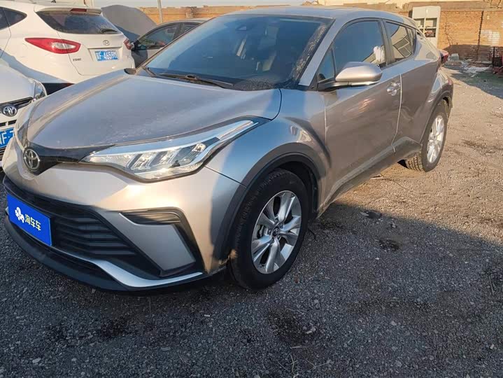 Toyota Izoa 2021 2021款 双擎 2.0L 奕享版